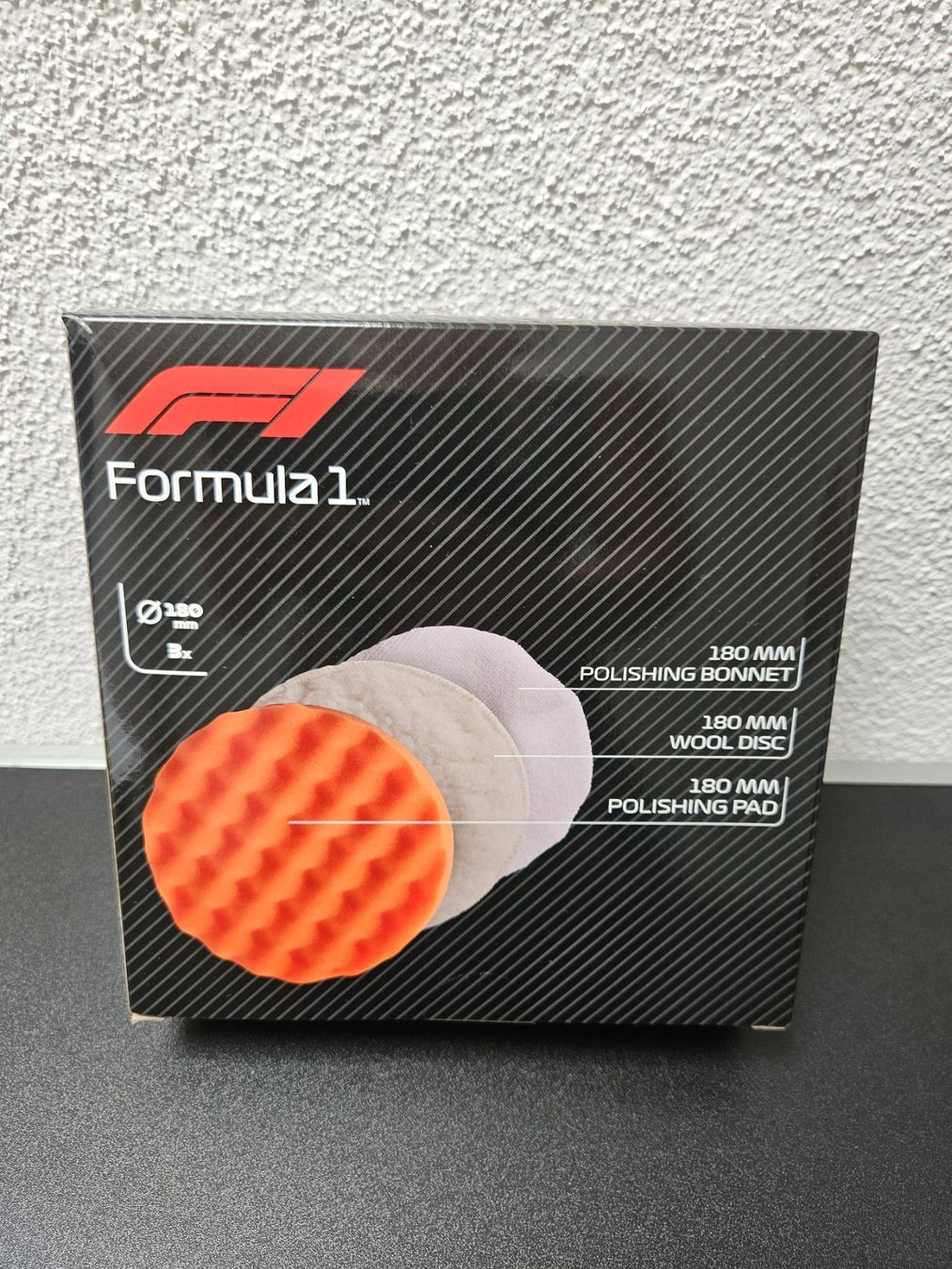 Prodotti di pulizia: Neu - Formula 1 - Polierhauben-Set 3tlg – Nuovo e nell'imballaggio originale da Dagmersellen venduto da Jarsetz_Restposten