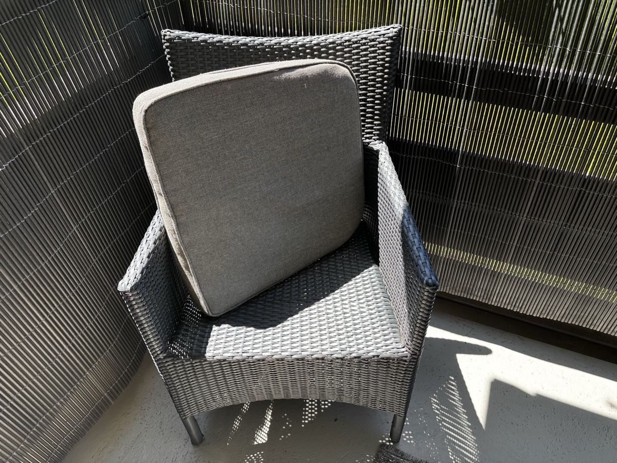 Stühle: Zwei Balkonstühle Rattan Optik Grau – Gebraucht aus Speicher von ret_6msb 1