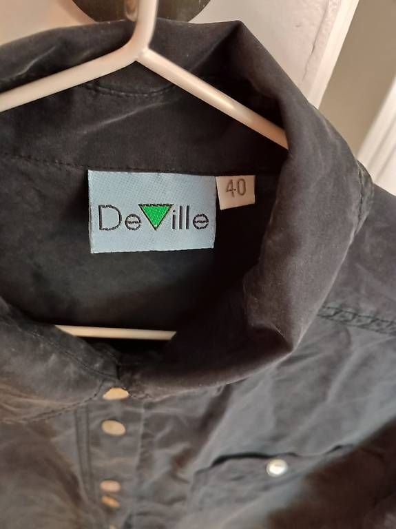 Camicette: Sommerbluse aus Seide von Deville – Usato da Zürich venduto da Melianea 1