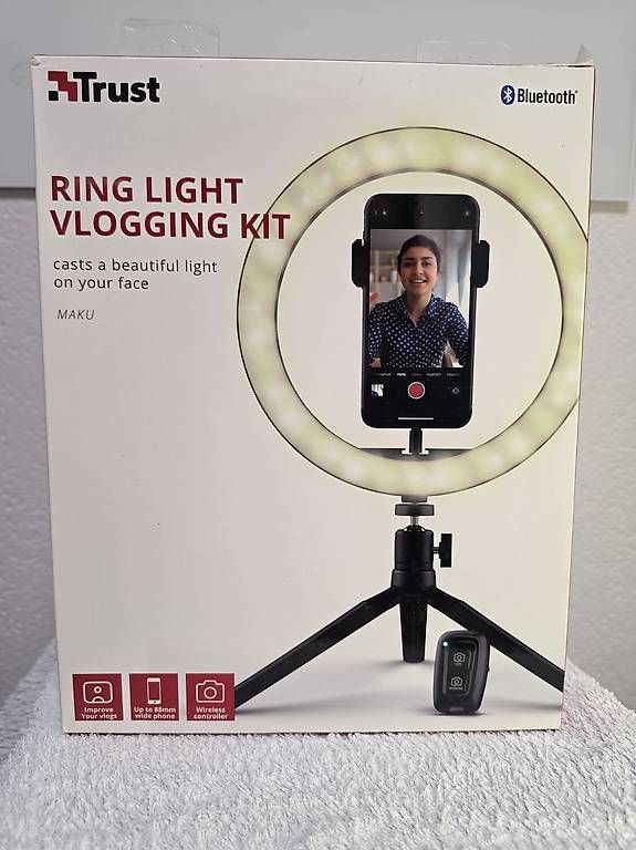 Altro in Decorazioni & Accessori: Trust Ring Light Vlogging Kit (MAKU) – Usato da Zuzwil SG venduto da mdeti 2