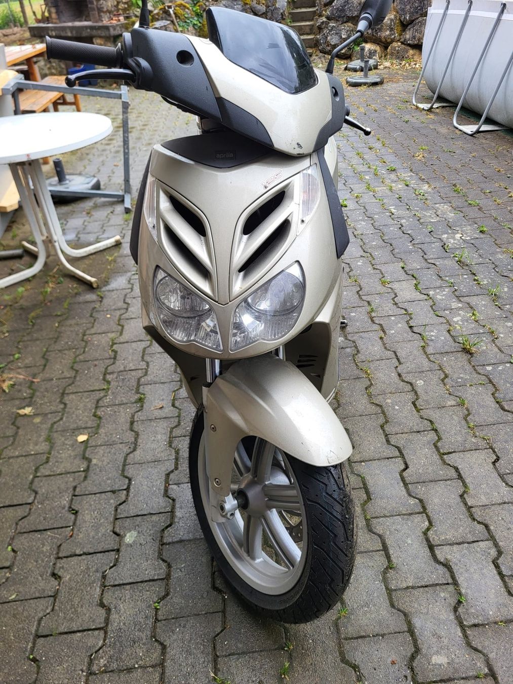Aprilia Scooters: Aprilia Roller 125ccm – Gebraucht aus Untersiggenthal von LeaVerena 2
