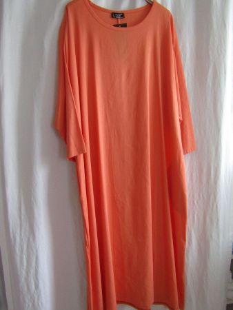 Gr. 48/56, Kleid mit Leinen in Aprikot von AKH Fashion