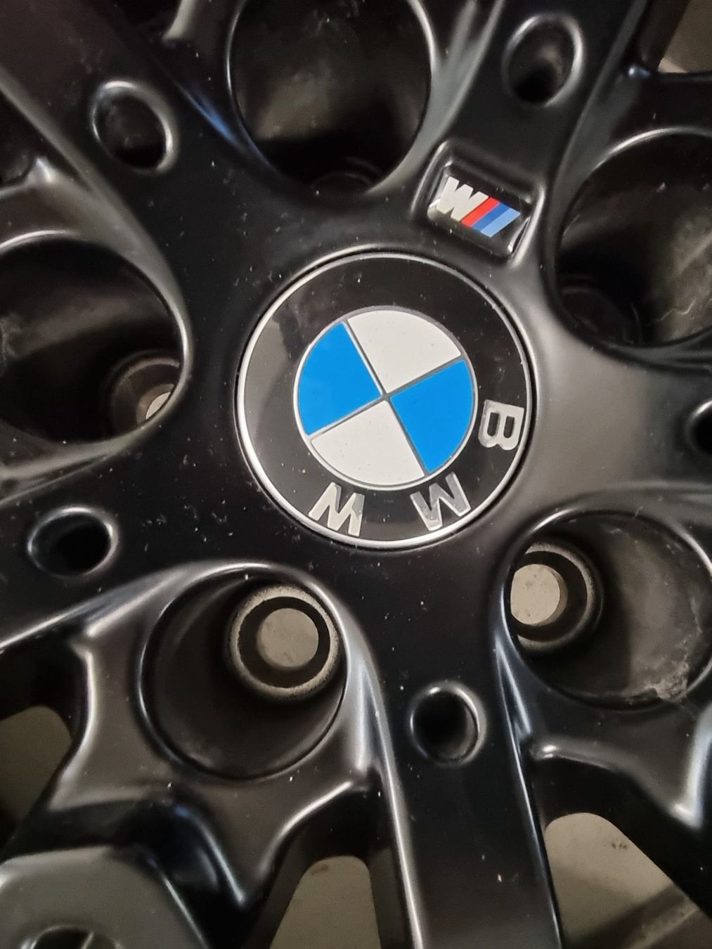 BMW Pneus & Kompletträder: Winterräder BMW X5 – Gebraucht aus Glarus von adler112 3
