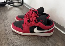 Original Air Jordan 1 Low rot/schwarz, Top Zustand!