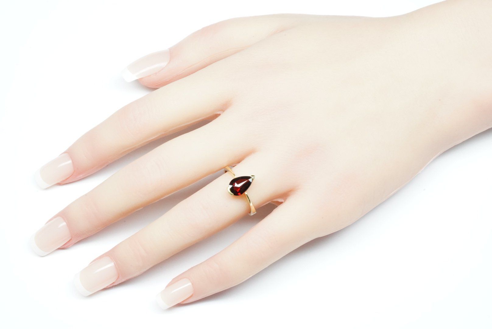 Anelli: Fingerring Gelbgold mit Granat – Usato da Bülach venduto da Re-Jewelled 5