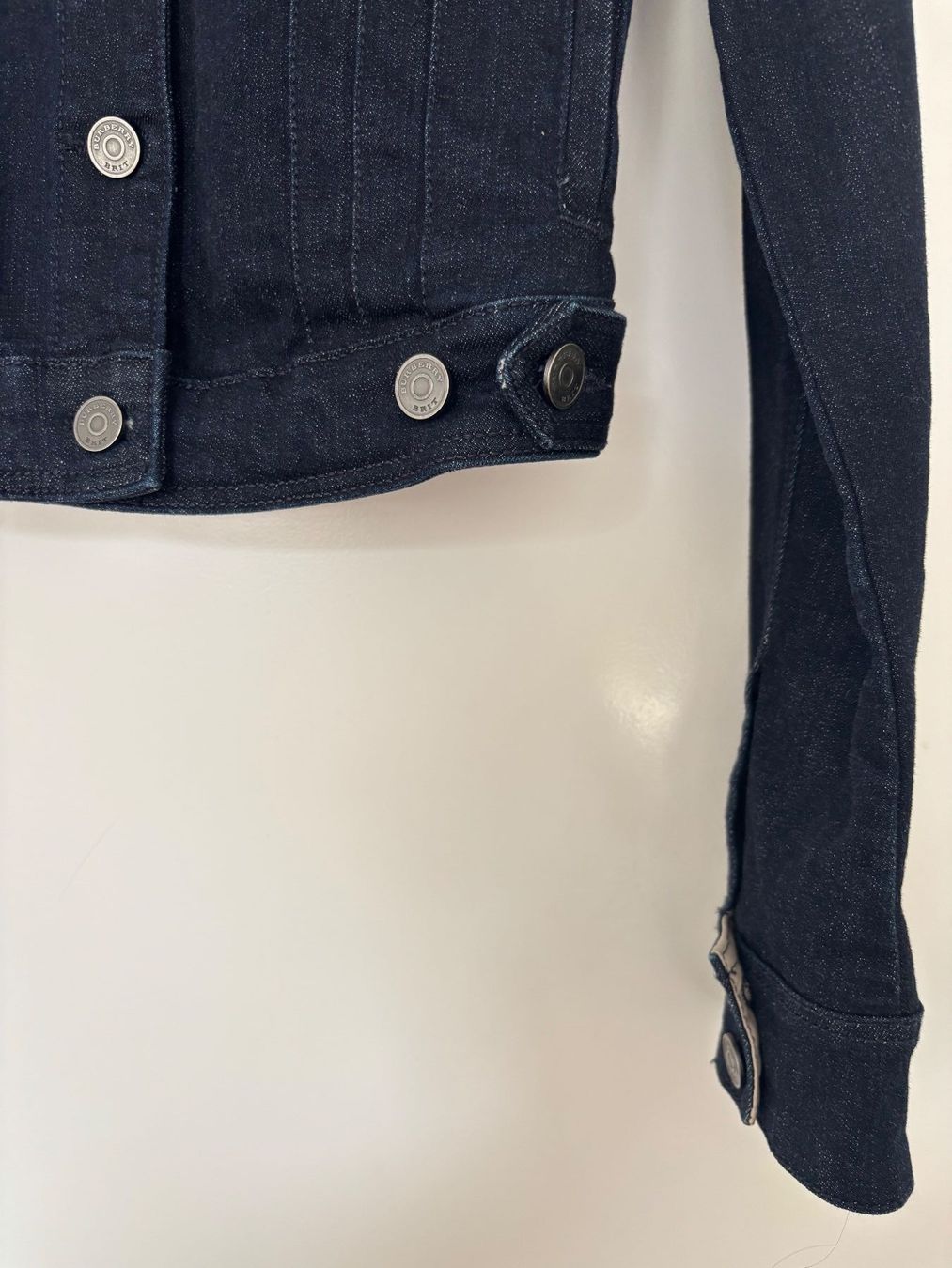 Burberry Jacken: BURBERRY  Jeansjacke schwarz elastisch 34 – Gebraucht aus Herrliberg von mayfi 4