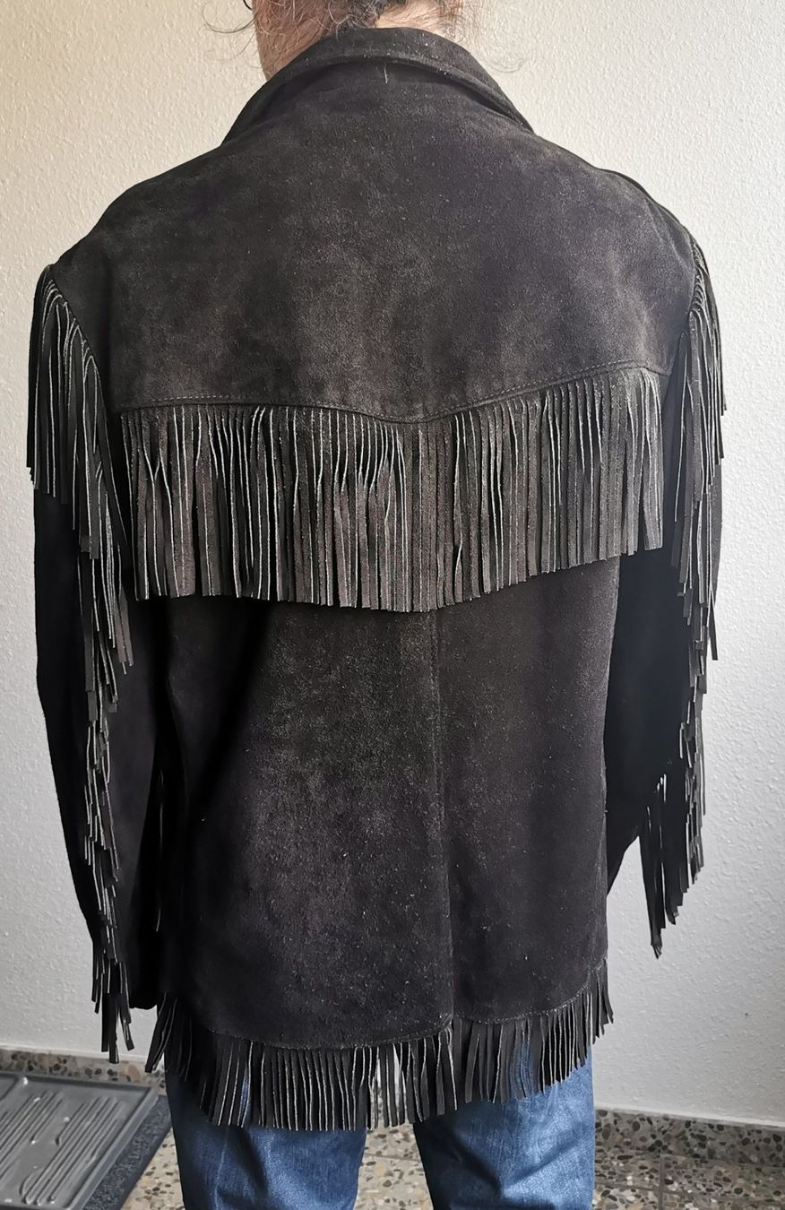 Giacche: Wildleder Fransenjacke, Grösse M – Usato da Winterthur venduto da Lonpos1 3