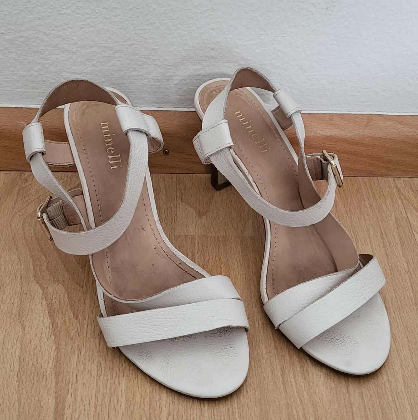 Scarpe da donna: Minelli Sandalen aus Echtleder, weiss – Usato da Basel venduto da jma_vh95 3