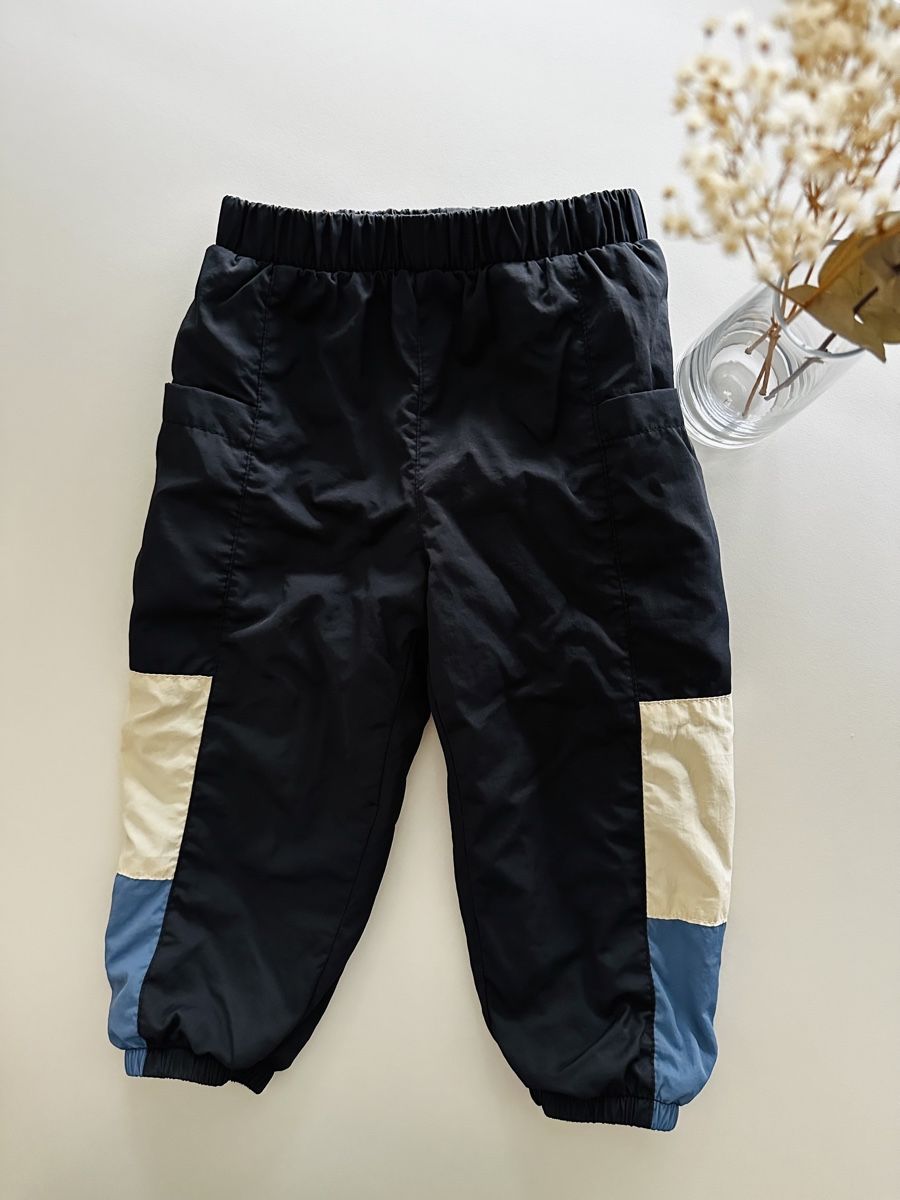 Zara Pantaloni: Insulated Outdoor Trousers – Usato da Zürich venduto da KrisZH