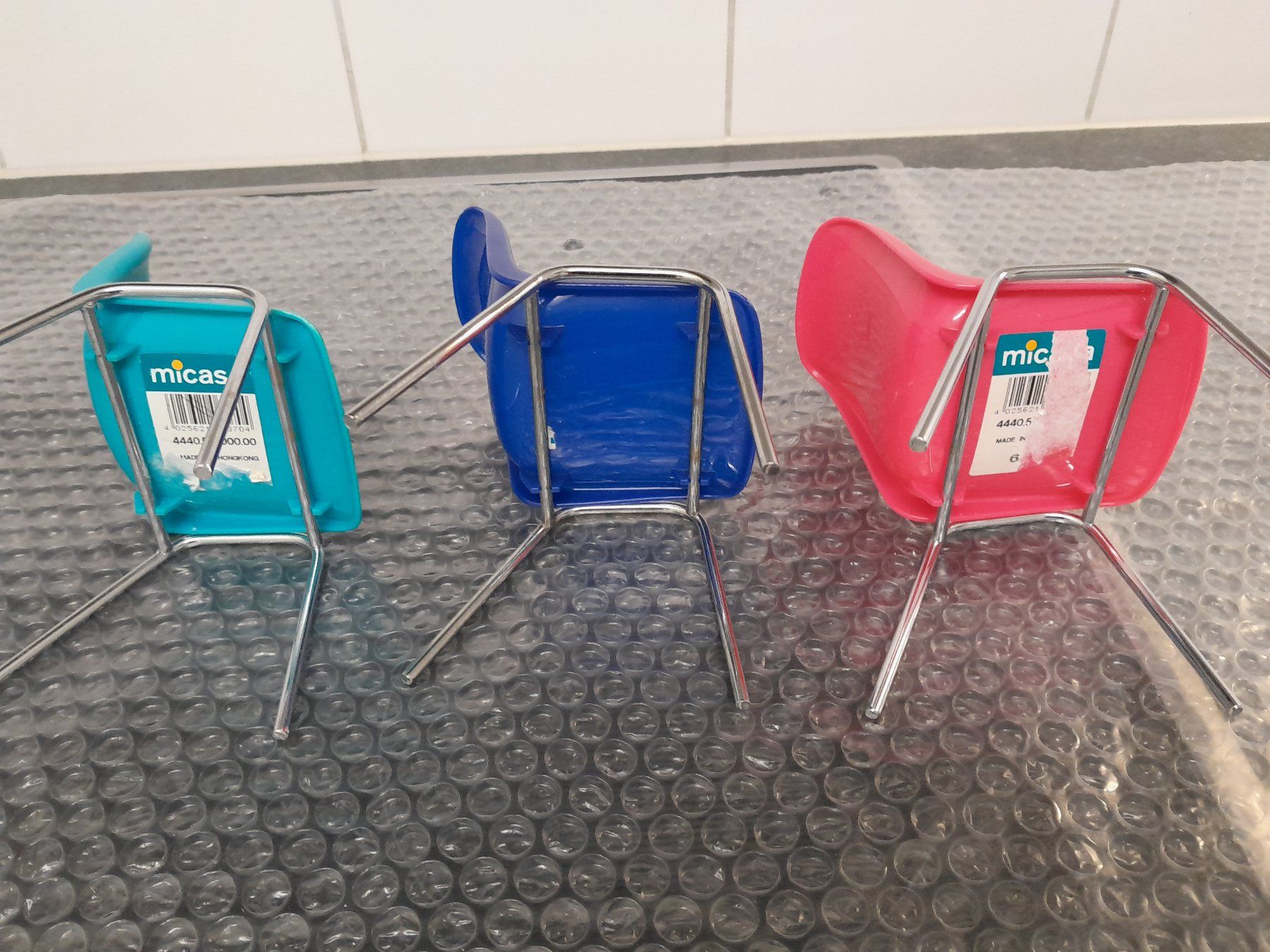 Giocattoli: Mini Plastik Metallstühle – Usato da Rüti ZH venduto da Alemanni 1