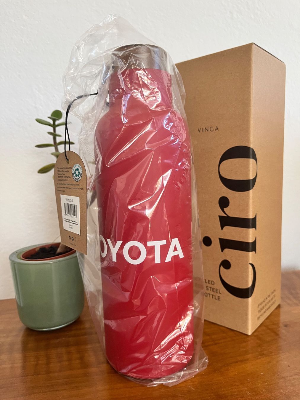 Borracce & Thermos: Vinga Ciro Recycelt 800ml Isolierte Wasserflasche – Nuovo e nell'imballaggio originale da Bern venduto da dan_y2vq
