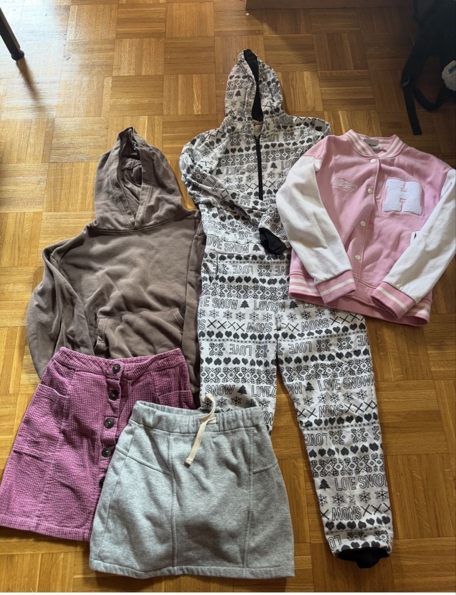 C&A Lotti & Set di vestiti: Kleiderset Gr. 146/152 – Usato da Gland venduto da kimi85