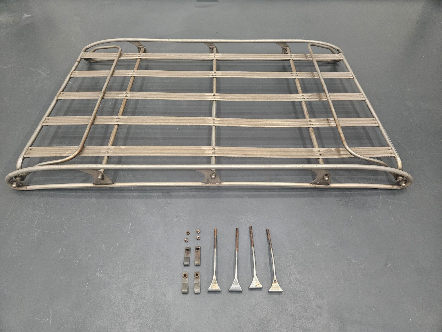 Portapacchi: Vintage Dachgepäckträger – Usato da Kallnach venduto da Aircooler