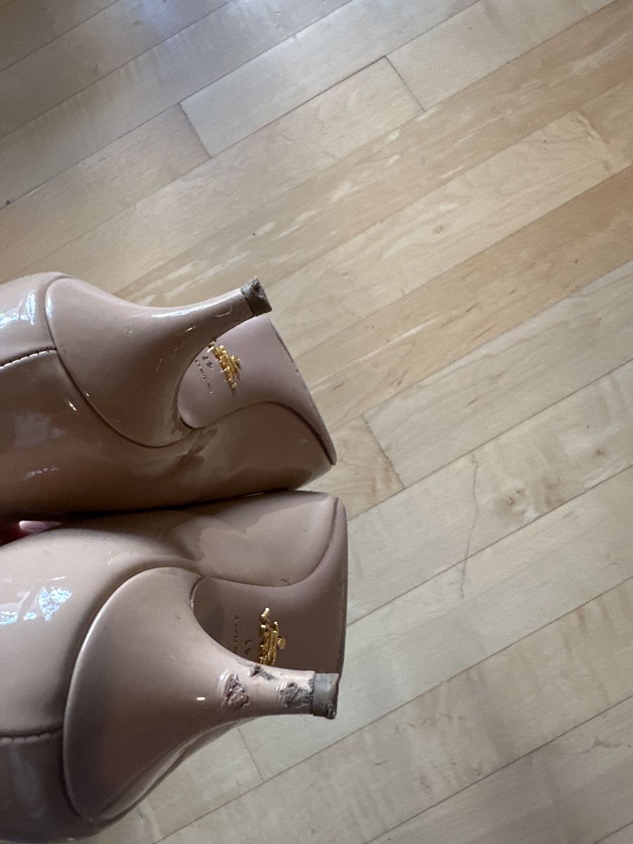 Scarpe da donna: Prada Pumps, nude, 41 – Usato da Kilchberg ZH venduto da sucuda 2