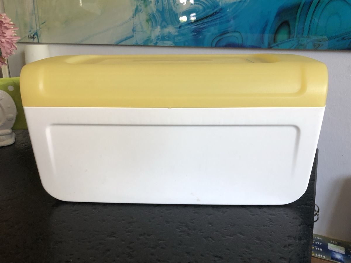 Recipients et similaires: Brotkasten Breadsmart Tupperware Tupper Brotkorb Brot – D'occasion à Frauenfeld par Babytimmy 1