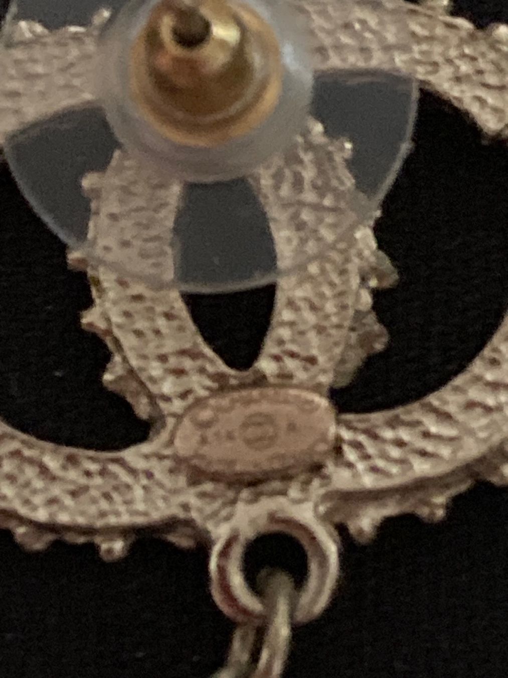 Chanel Orecchini pendenti & Orecchini a lobo: Chanel Perlen Ohrstecker mit Emaille Neu – Nuovo e nell'imballaggio originale da Zuerich venduto da SaTs-43 4