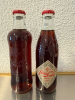 2 Vintage Colaflschen, gefüllt