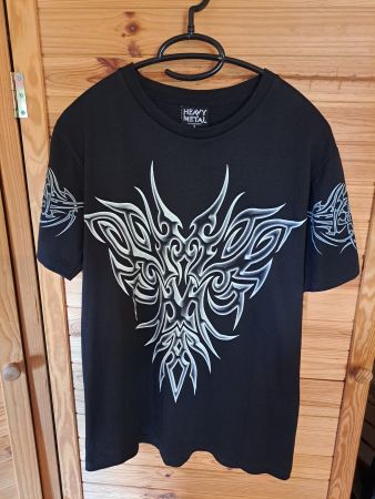 Schwarzes Heavy Metal T-Shirt, Grösse S, NEU! Top Zustand!
