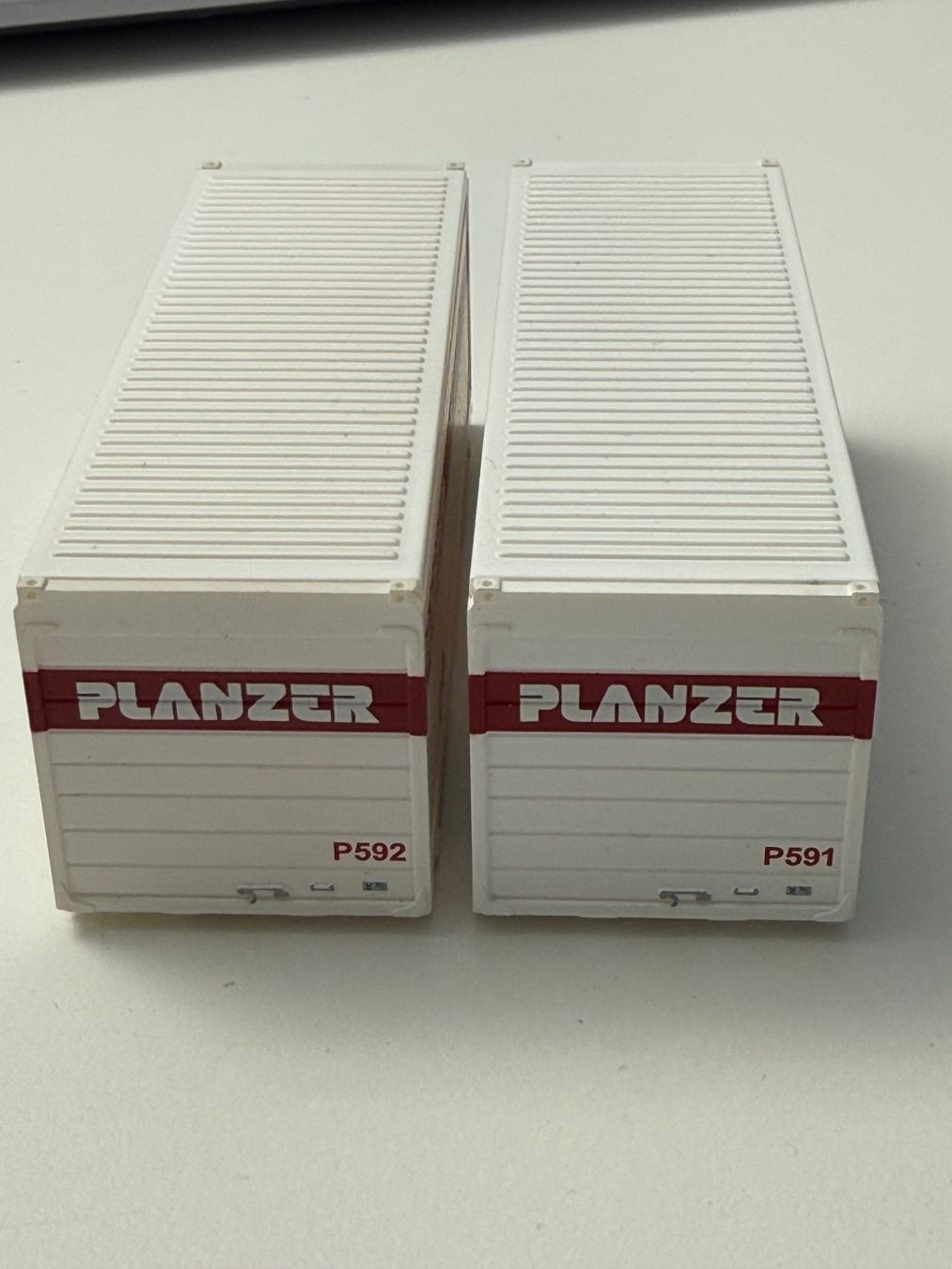 Roco Modellini di ferrovie: Roco 2x Planzer Container / HO – Usato da Jonschwil venduto da sutfra12 2