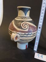 Antike Vase mit Henkeln handbemalt, aus Chile