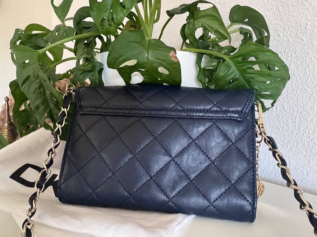 DKNY Taschen für Damen: DKNY clutch – Gebraucht aus Zürich von bubuu2 1