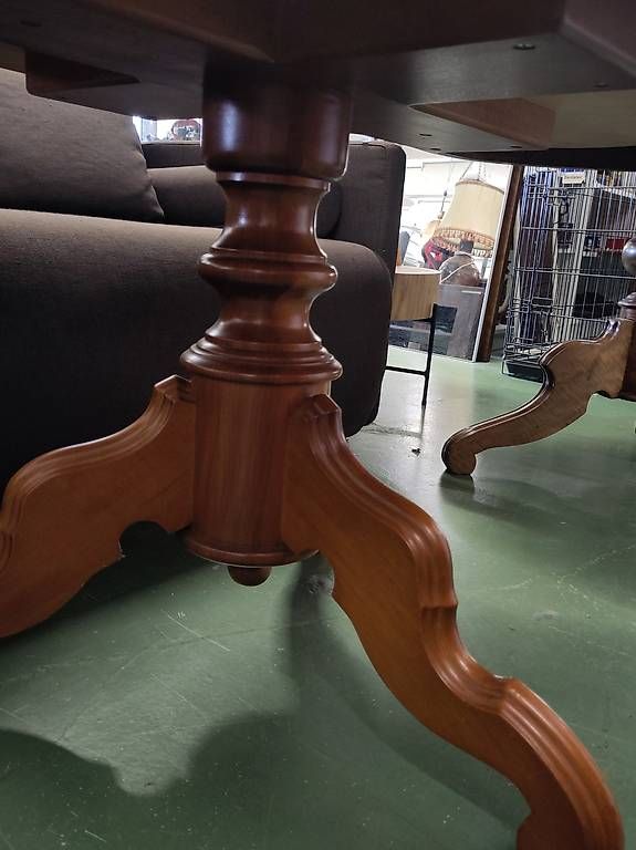 Tische: Couchtisch Massivholz – Gebraucht aus Pratteln von Cartonsducoeur_bl 2