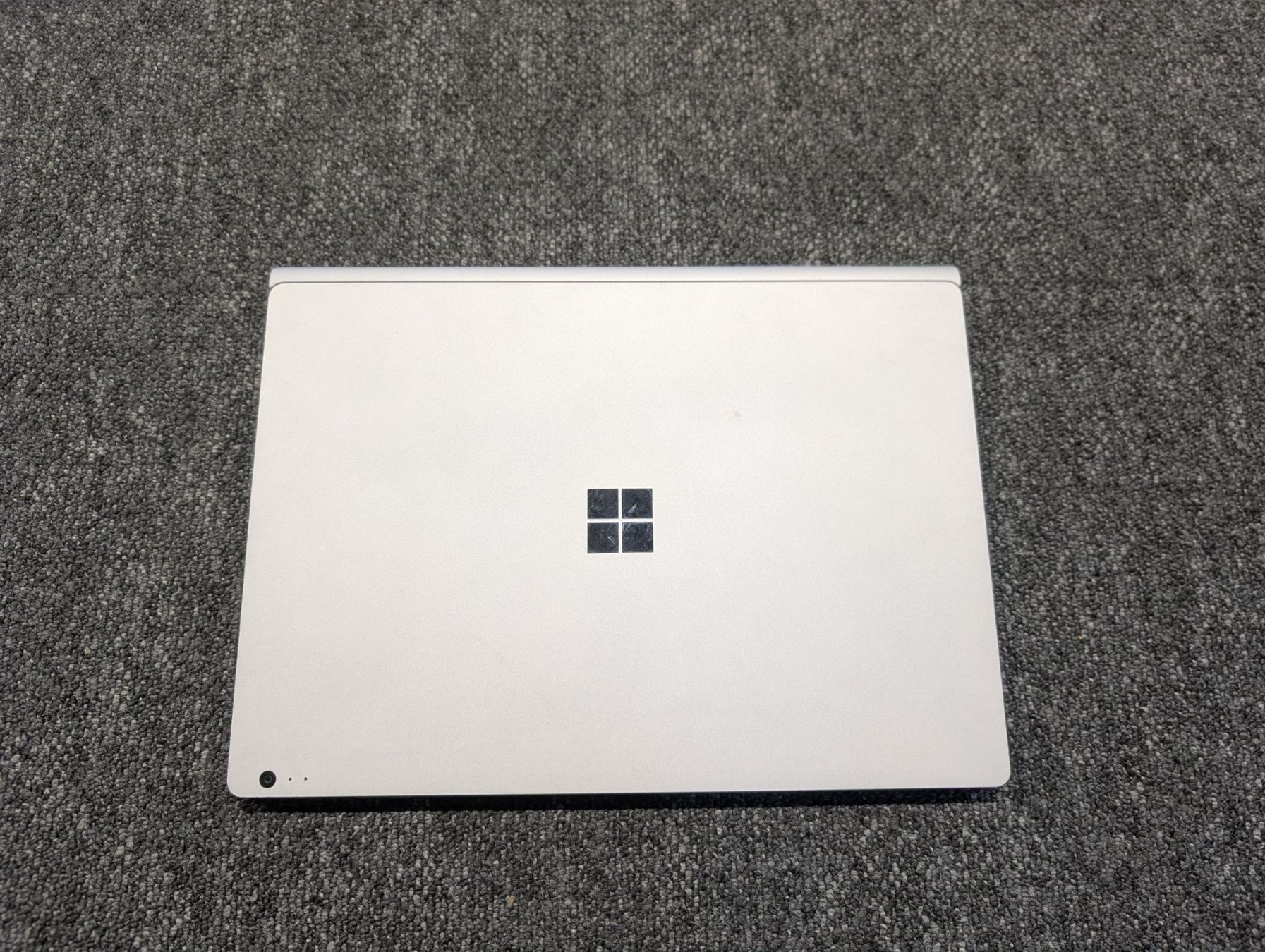 Microsoft Notebook: Microsoft Surface Book Win10 inkl. Dockingstation – Usato da Immensee venduto da MaFiFe94 9