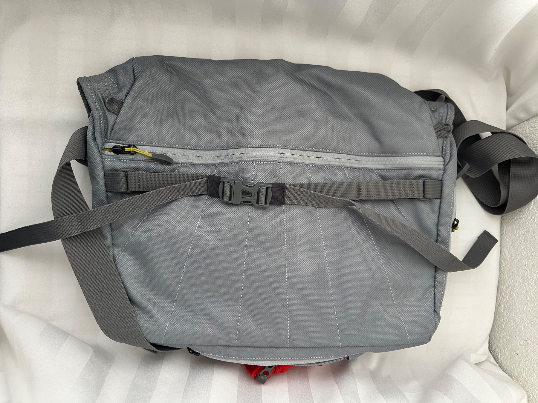 Vaude Borse: VAUDE Laptoptasche mit Regenschutz & Schultergurt – Usato da Zürich venduto da cha_p2pt 7