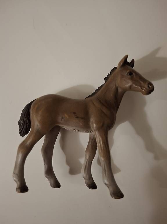 Jouets: Schleich Fohlen – D'occasion à Vielbringen b. Worb par Andrea.S. 3