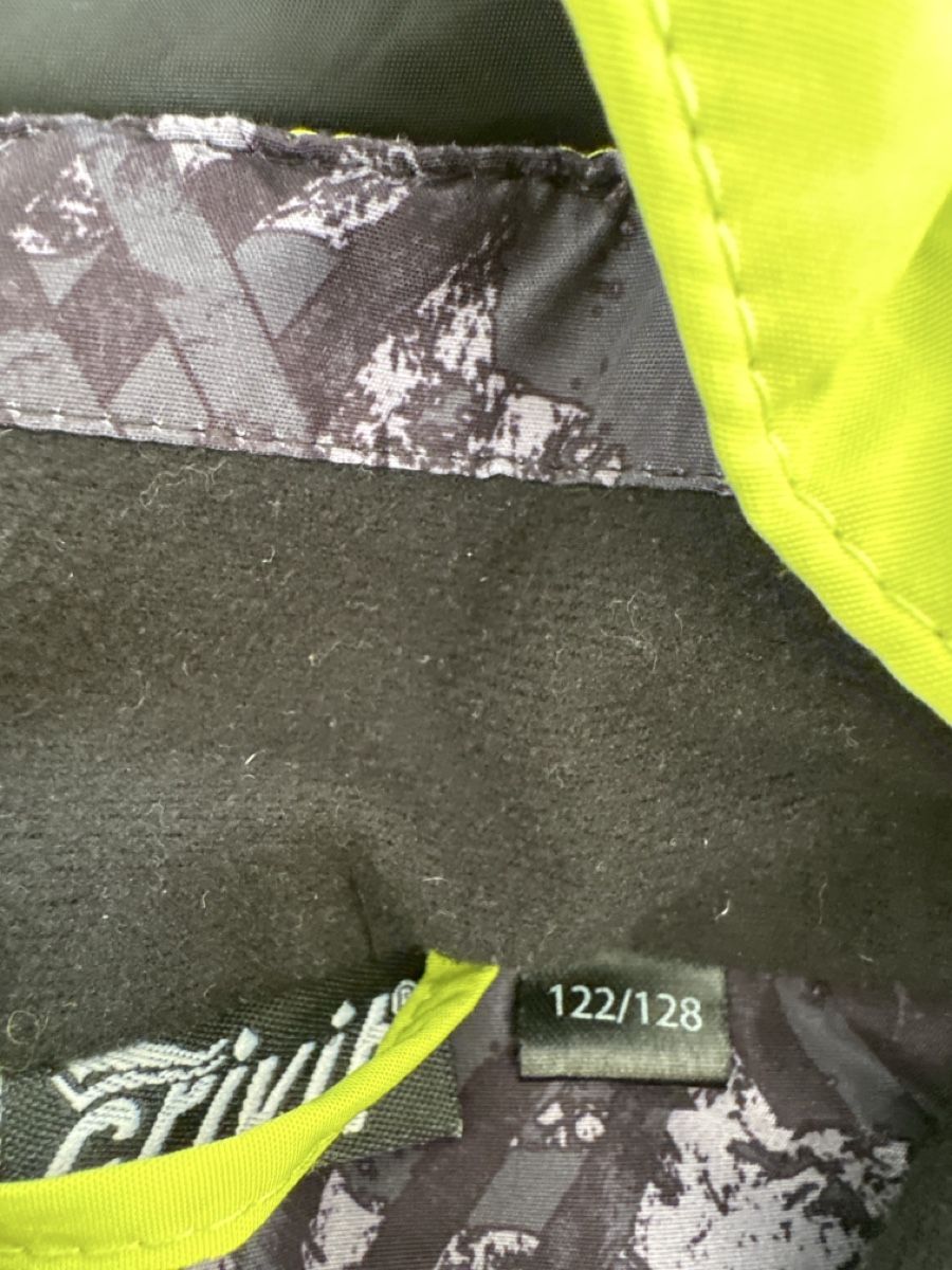 Jacken & Mäntel: Winterjacke Grösse 122/128 – Gebraucht aus Niederglatt ZH von CorinneW32 1
