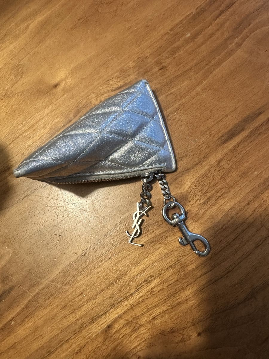 Saint Laurent Portachiavi: Ysl keychain – Nuovo (secondo la descrizione) da zürich venduto da Treasure1415
