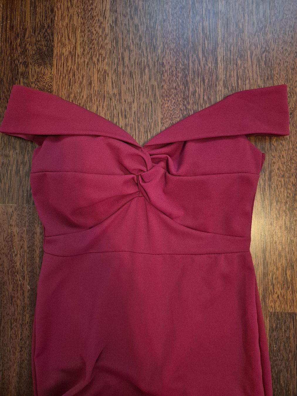 Robes: Bordorotes Abendkleid lang – Neuf (Voir description) à Strengelbach par ich1.0 2