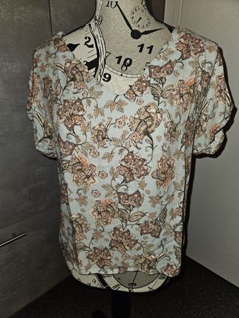 Damen Bluse kurzarm gemustert Grösse M 