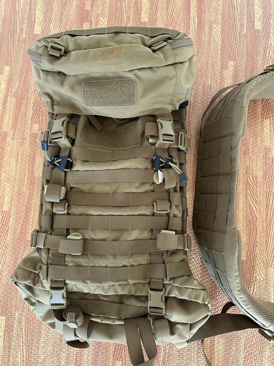 Tatonka Zaini: Tasmanian Tiger Base Pack 52-65L – Usato da Steinhausen venduto da casaplia 3