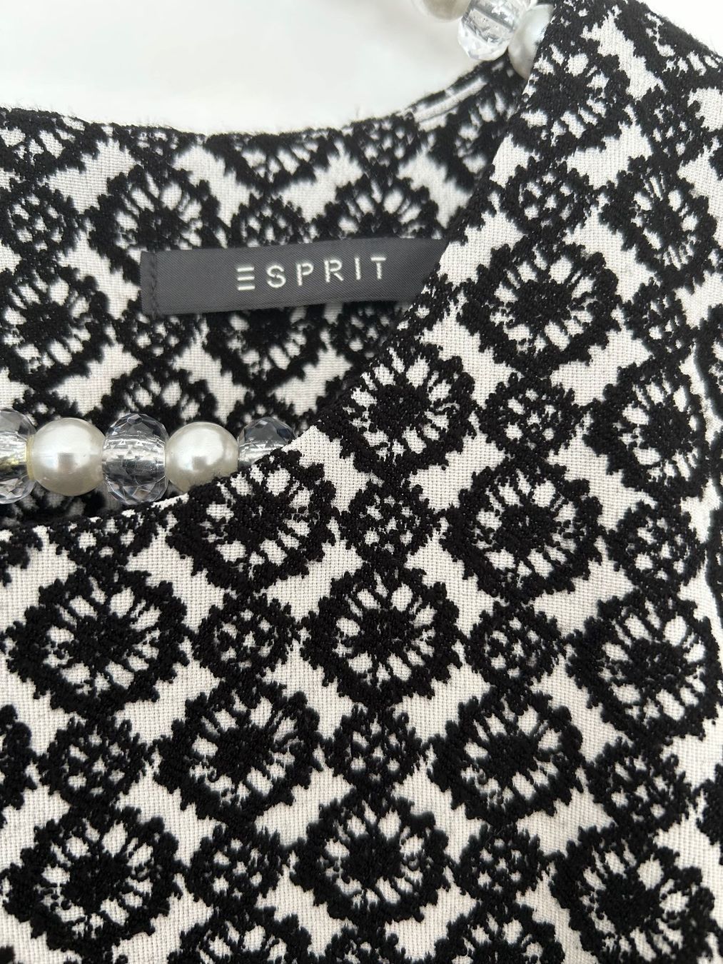 Esprit Kleider: Esprit Kleid schwarz weiss gemustert Gr. 38/40 – Gebraucht aus Horn von Resvi 2