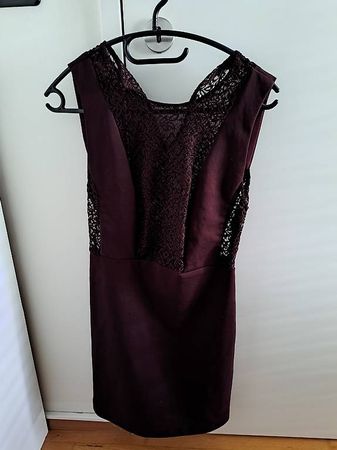 Kleid Zara weinrot Grösse S Trafaluc inkl. Versand CH 