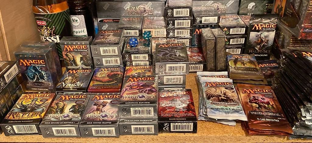 Sammelbilder & Trading cards: Magic the Gathering Decks, Booster Displays – Gebraucht aus Zürich von ale_9fkc