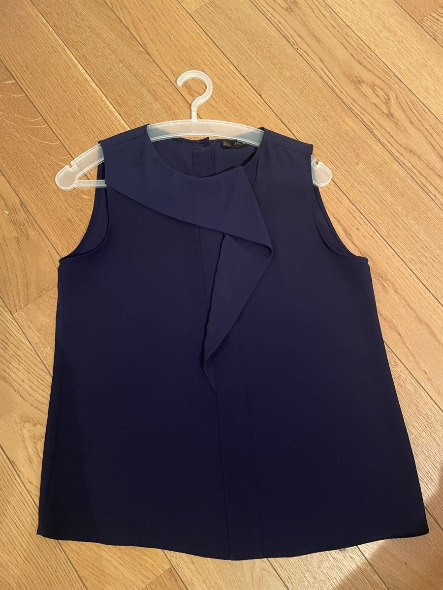 Zara Blusen: Bluse Ärmellos – Neu (gemäss Beschreibung) aus Balgach von sei_s6d7