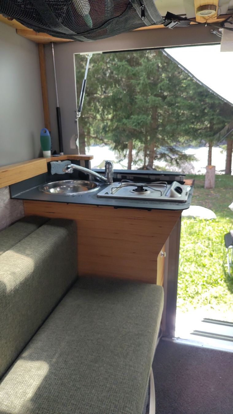 Veicoli da campeggio: Mikrowohnwagen oder Absetzkabine mit Hubdach – Usato da Rombach venduto da Deeburrd1 4