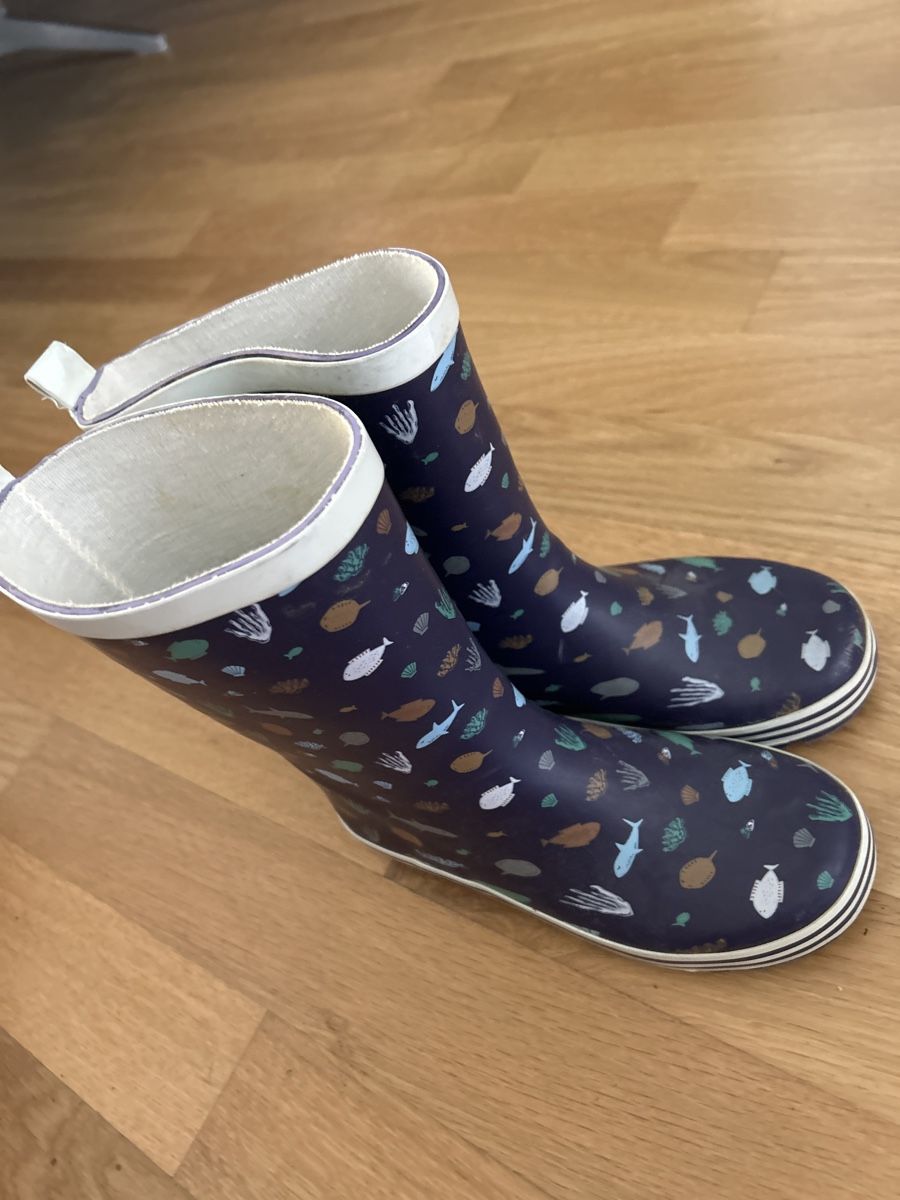 Chaussures garçon: Regenstiefel – D'occasion à Schlieren par Gizmo8952
