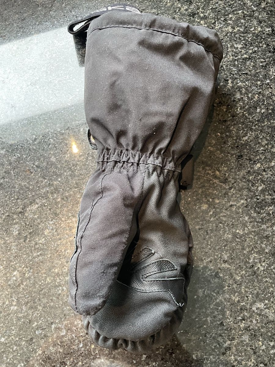 Guanti: Handschuhe Kinder – Usato da Balgach venduto da sei_s6d7 2