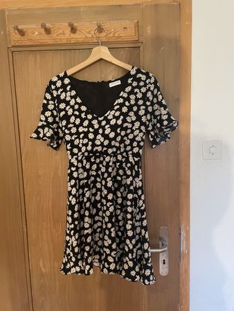 Sommerliches Blümchenkleid von Someday Grösse S