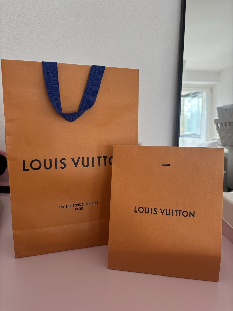 Louis Vuitton Borse: Louis Vitton Tragetasche – Nuovo (secondo la descrizione) da Muhen venduto da _arif_