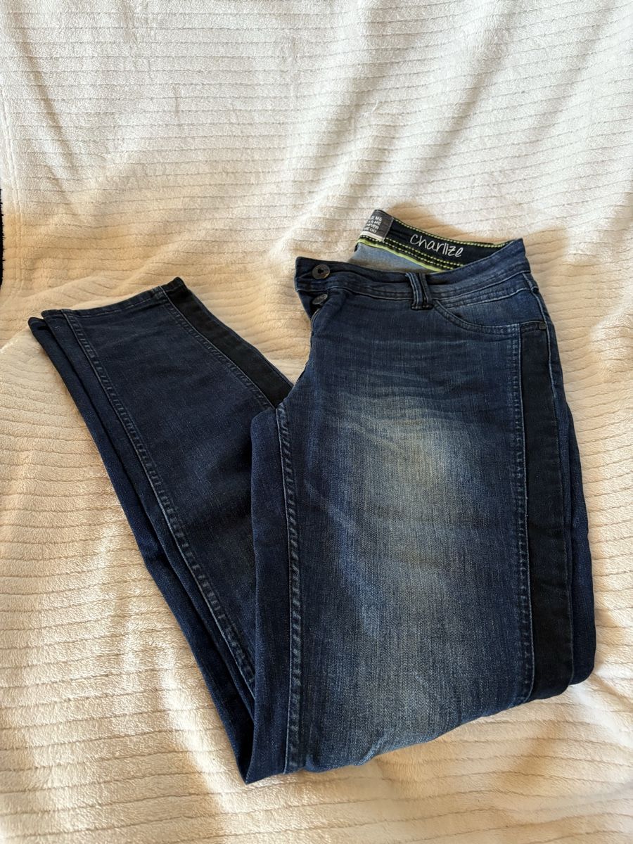 Cecil Jeans: Jeanshose von CECIL gr. 31 – Usato da Rümlang venduto da euqinom16