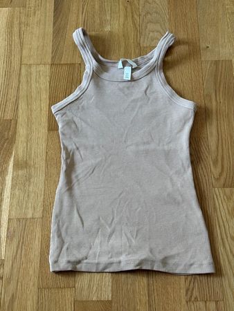 H&M Tanktop: H&M Rippstrick Tanktop – Beige – Gr. S (Basic)
