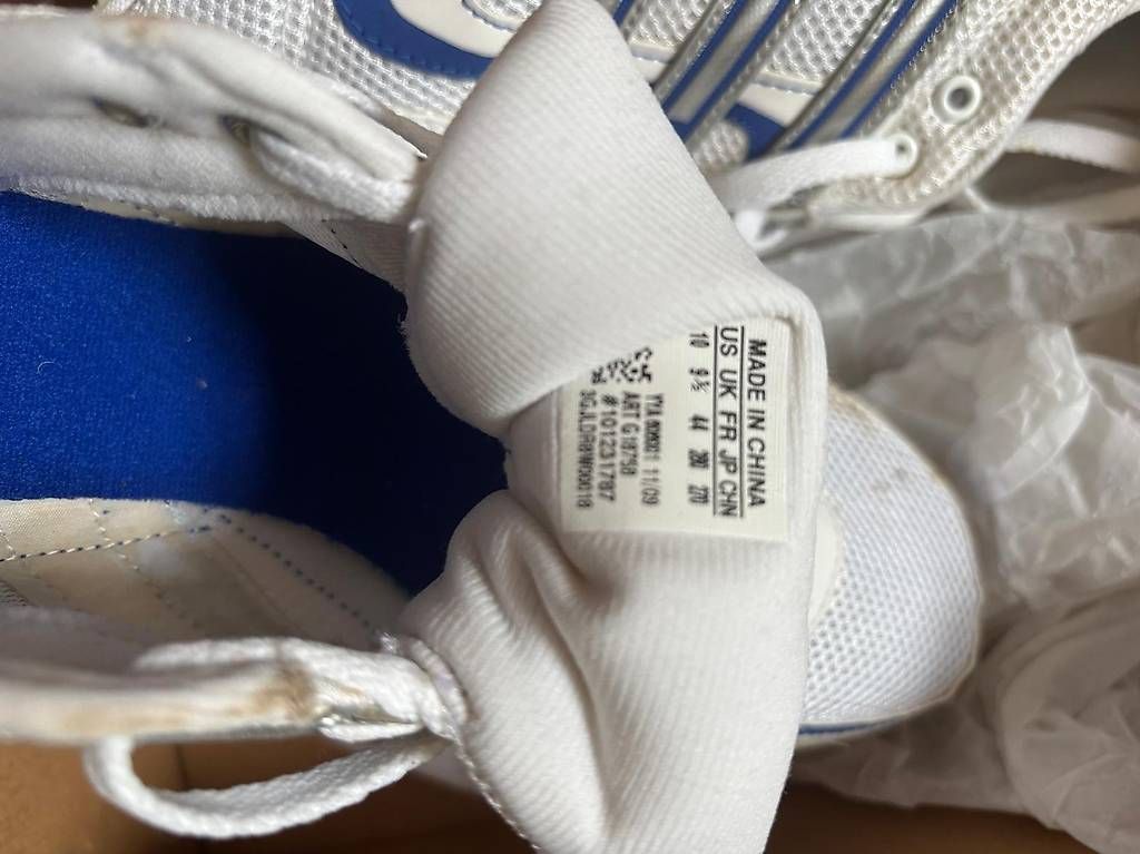 Scarpe da uomo: A vendre chaussures pointes ADIDAS,  taille 44, peu mises – Usato da Marin-Epagnier venduto da Moi 2