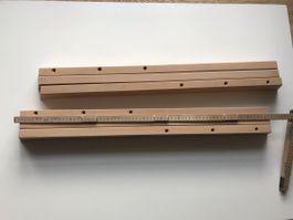Holz-Tisch-Vollausüge