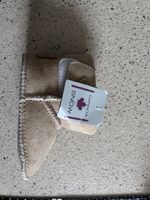 Baby Boots Canada Snow beige sheepskin new with tags