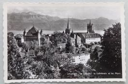 Lausanne - Le Château, la Cathédrale et les Alpes