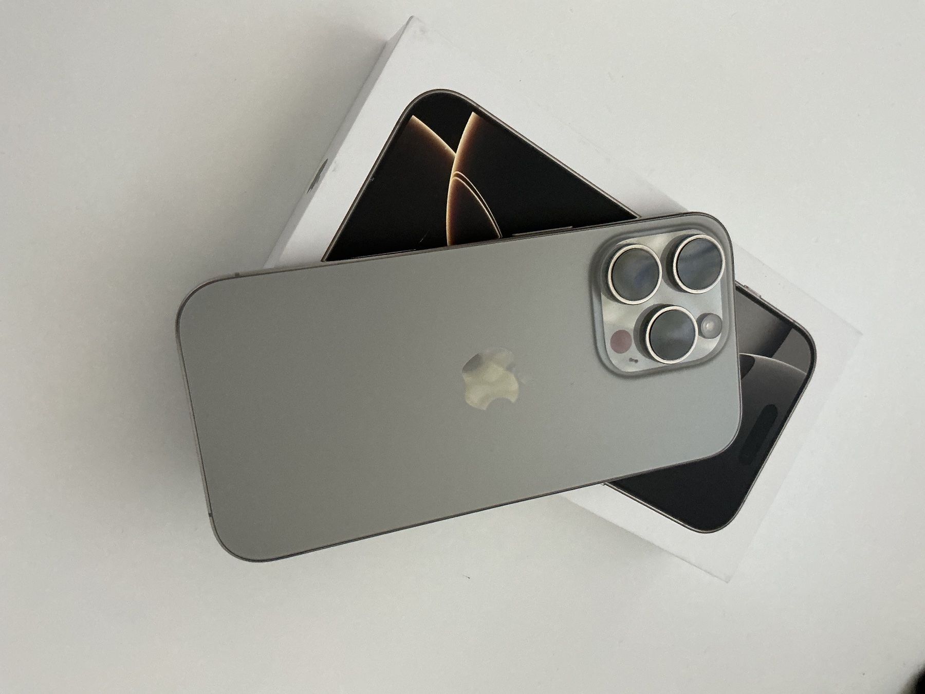 Apple Handys / Smartphones: iPone 16pro 128GB – Gebraucht aus Ebikon von Pyrgus 2